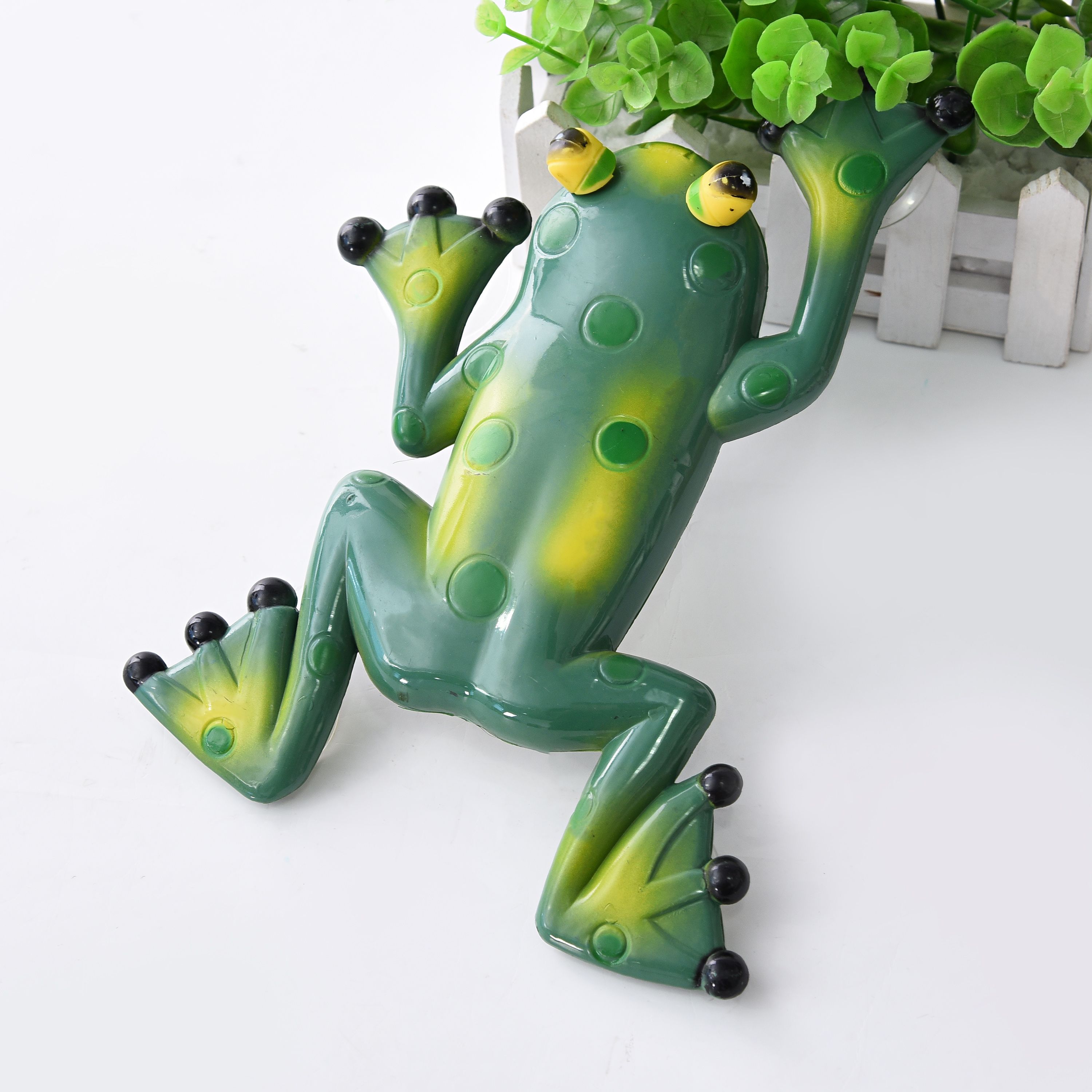 Wholesale cartoon thermometers, frog-shaped bee thermometers, fish tank thermometers, bath thermometers Item Picture