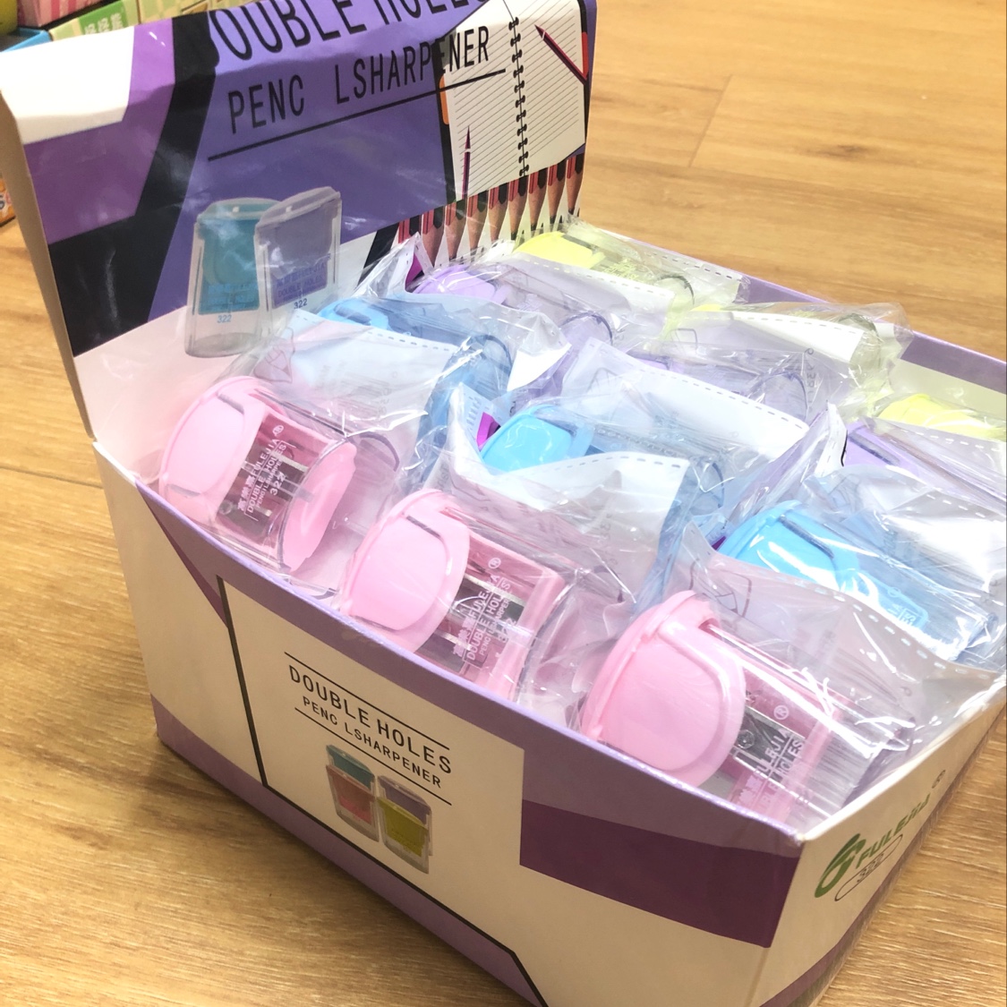 322卷笔刀pen sharpener产品图