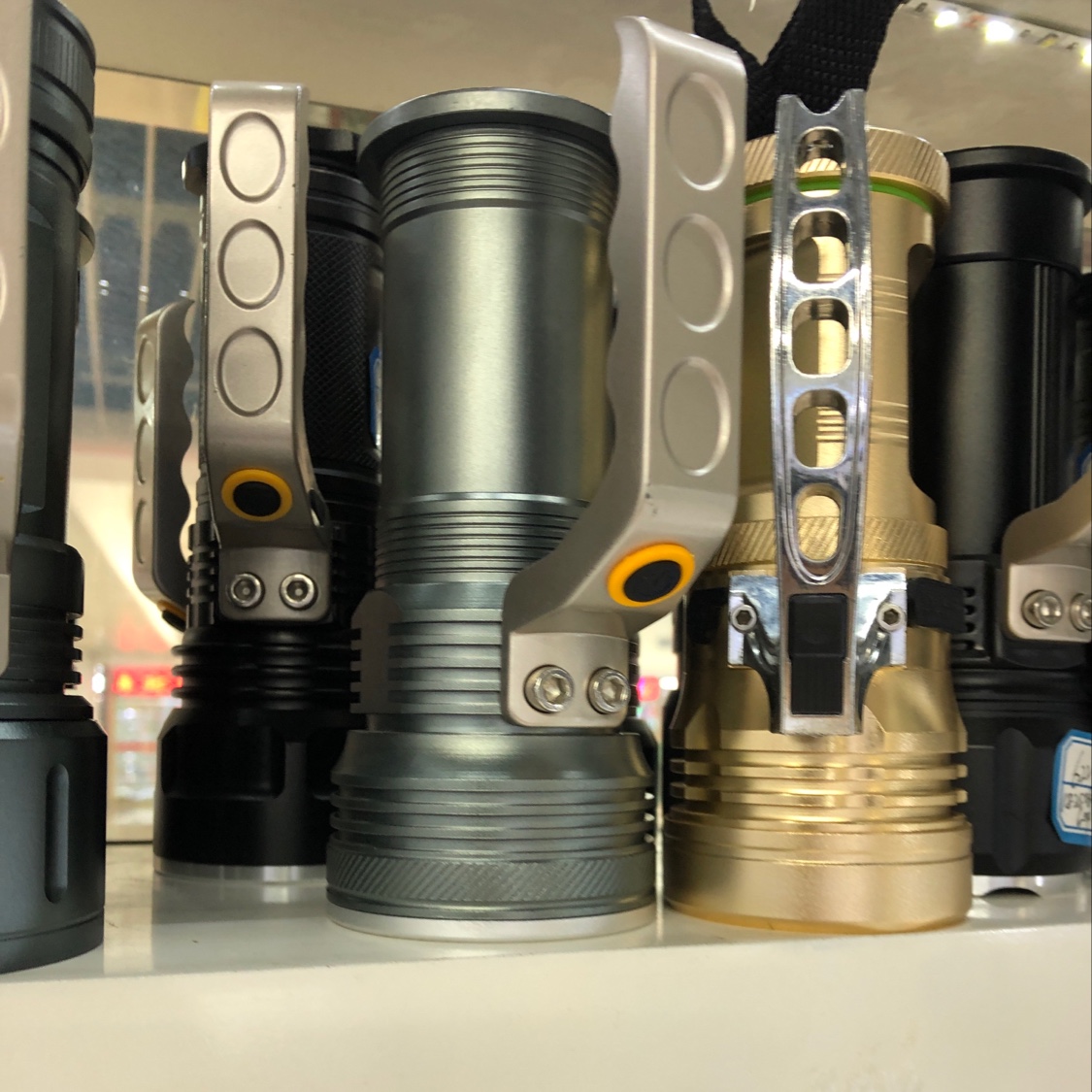 Portable searchlight imported LED charging long-range flashlight Outdoor camping strong light T6 factory direct sales portable lamp detail image 1