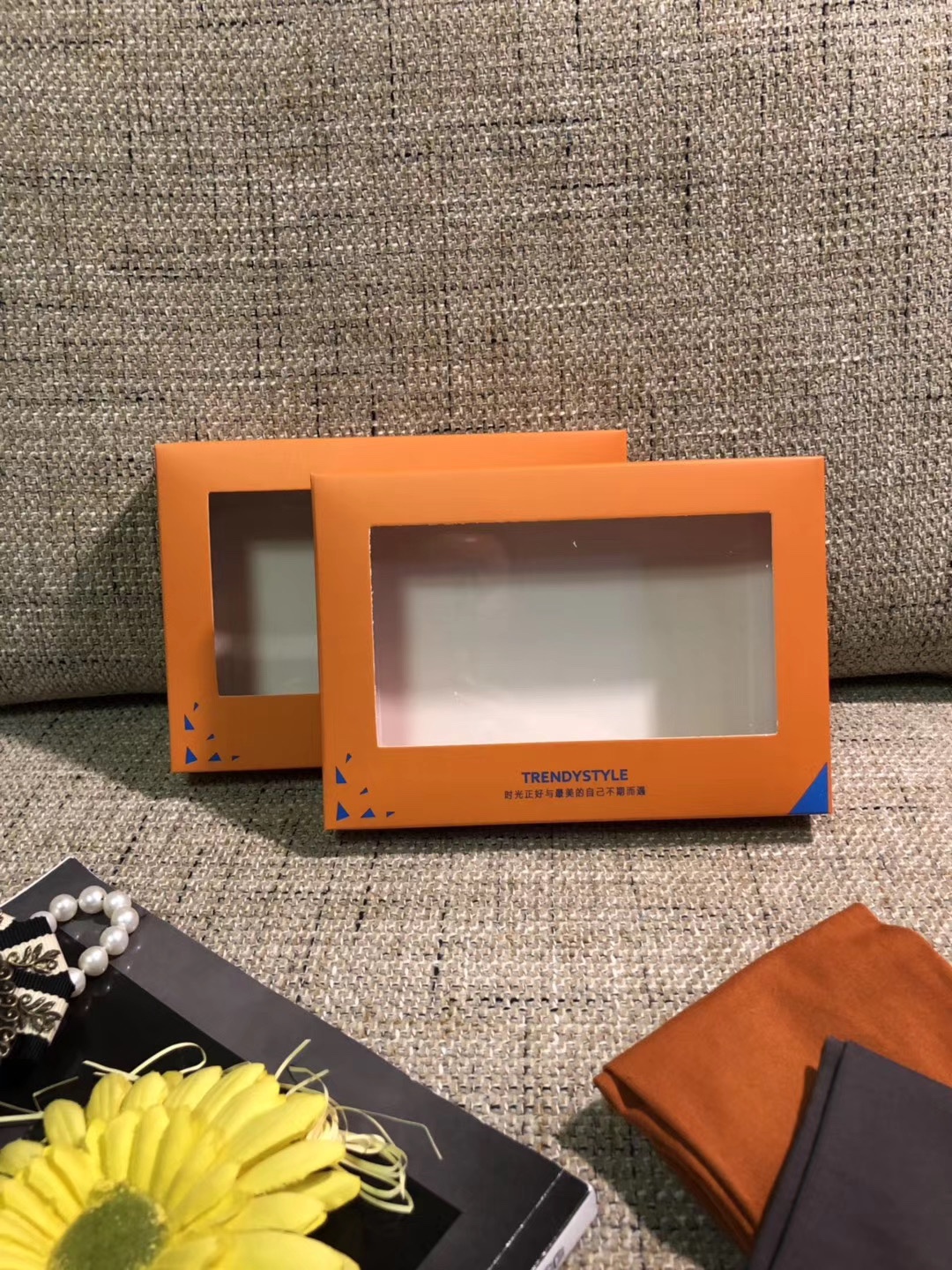 短裤盒子袜子包装盒厂家直销来样定制白卡纸纸盒天地盖开窗包装盒固定盒定制包装盒礼品盒收纳盒产品图