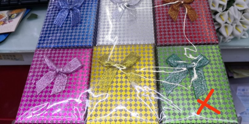 Cebolleta polvo papel brillo tartán collar pendientes caja