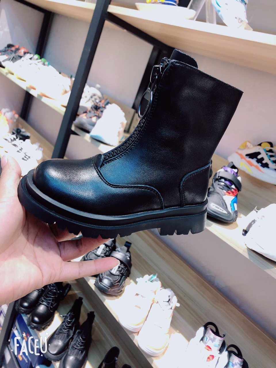 Size 26-37 Cowhide Martin boots thumbnail