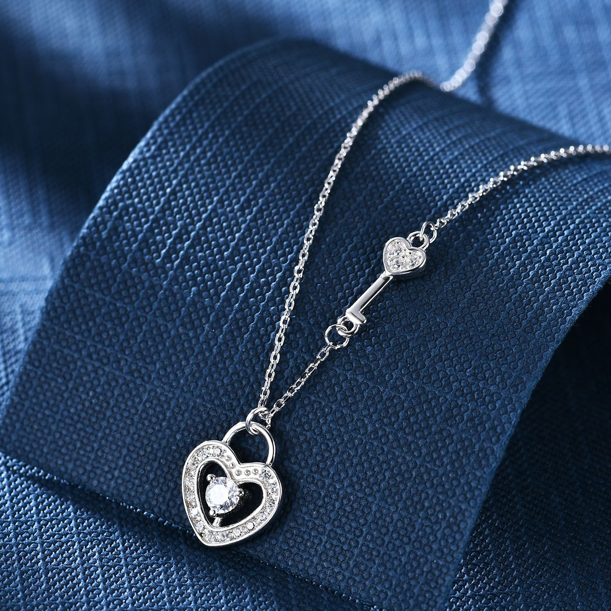 Anton Head Wolf 925 sterling silver set chain Heart lock key Zircon women's necklace, free shipping starting from one piece