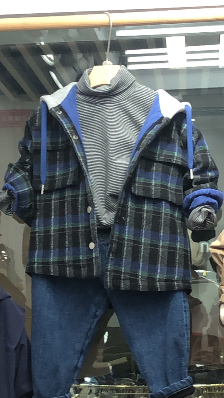 Grid coat thumbnail