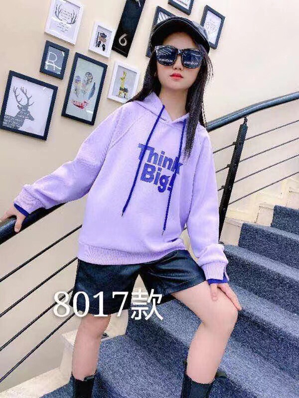 女童卫衣产品图
