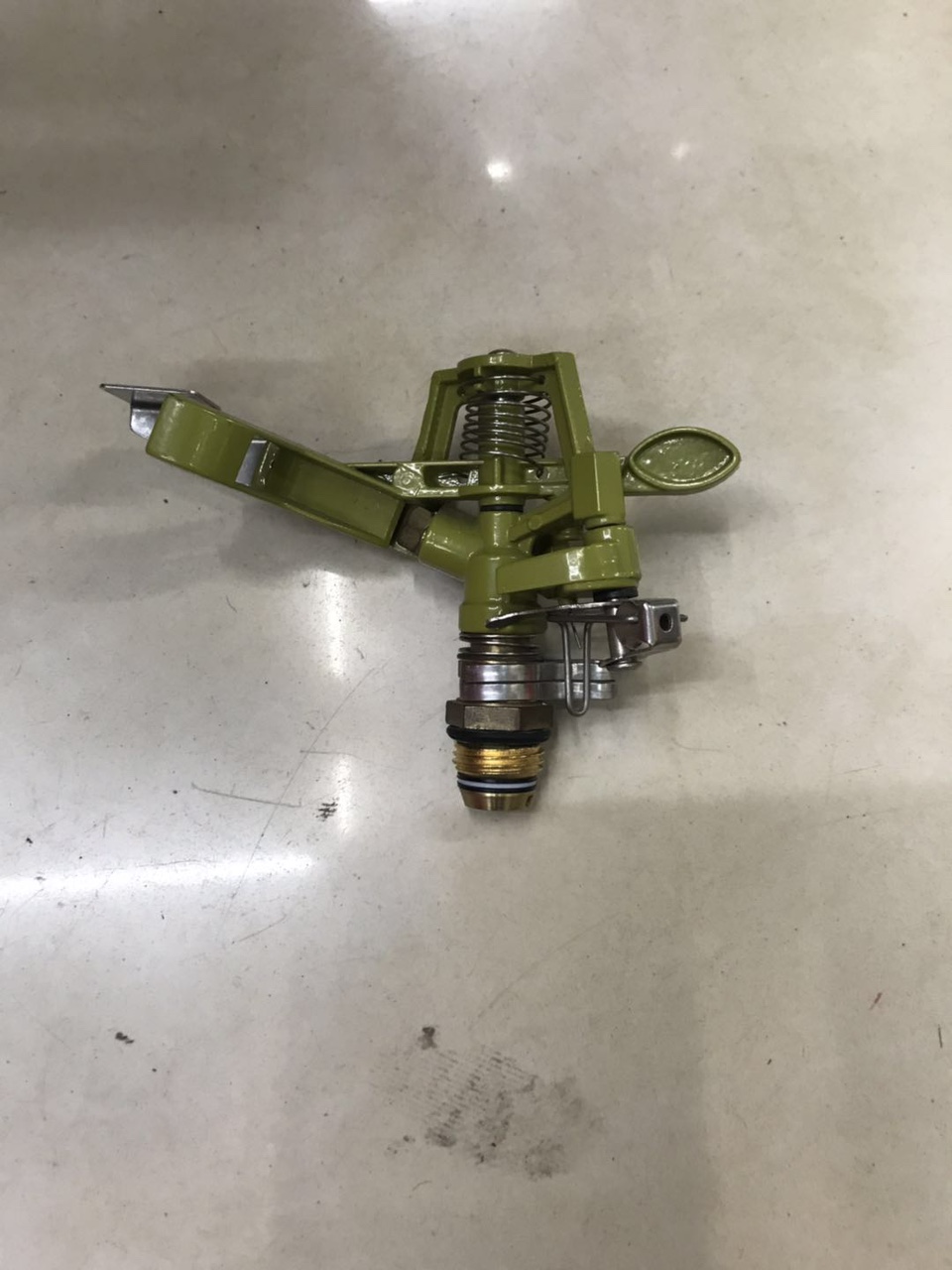 灌溉摇臂喷水器