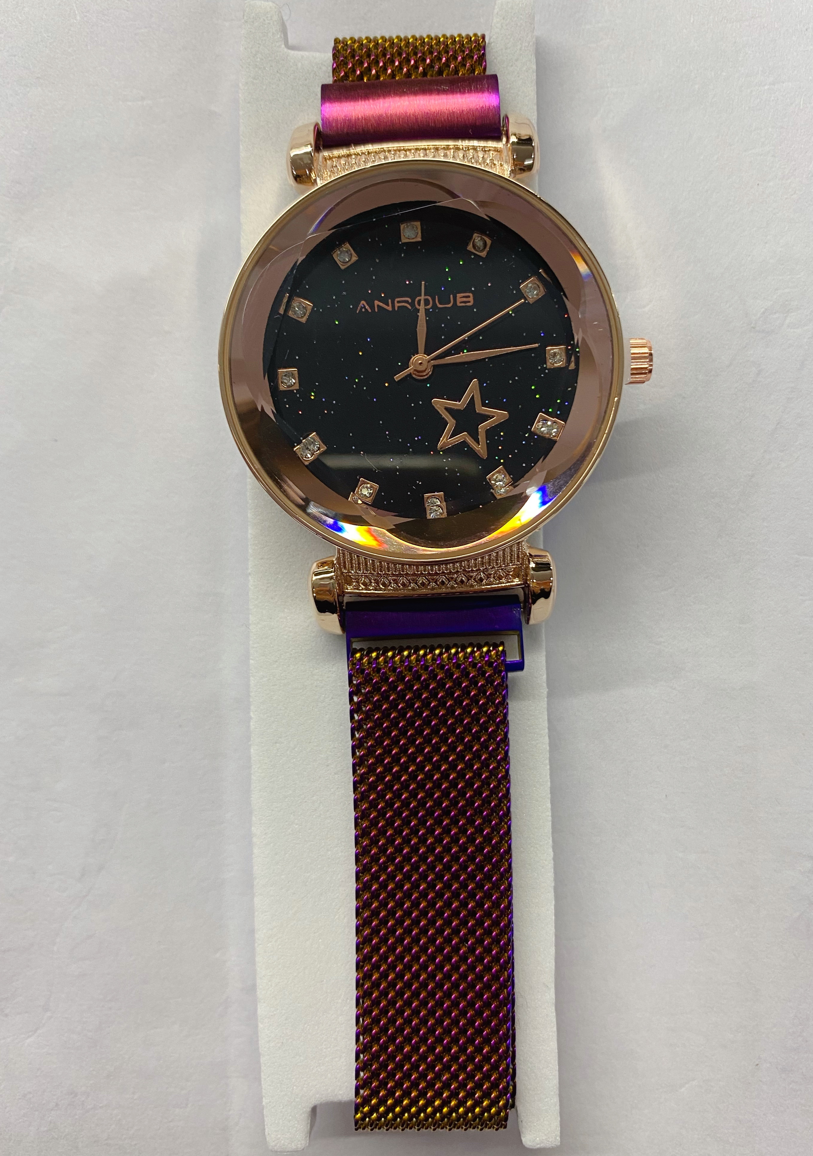 The Milan watch for lazy people is fashionable and versatile undefined