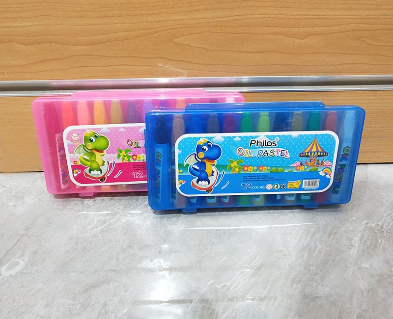 宝贝龙PP盒装油画棒12色丝滑蜡笔儿童美术绘画笔可水洗不沾手批发详情图2