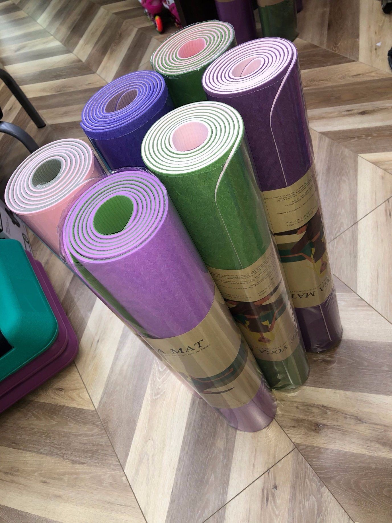 厂家直销，TPE双层瑜伽垫4mm防滑瑜伽垫。室内健身垫详情图6