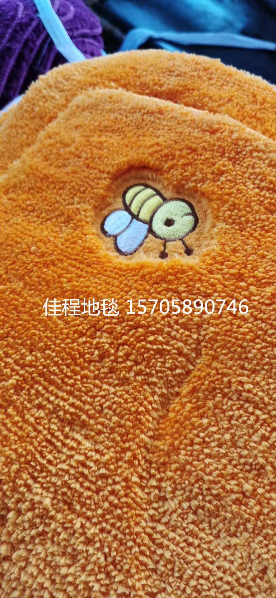 New TPR base microfiber embroidered floor mat, water-absorbing and anti-slip floor mat, microfiber floor mat, household floor mat Item Picture