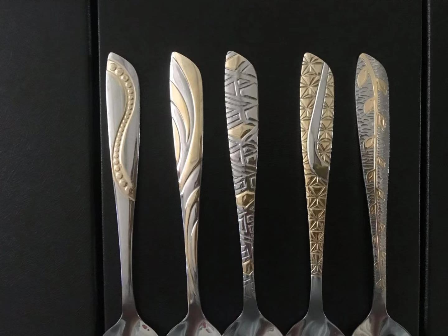 New gold-plated slanted large spoon detail image 4