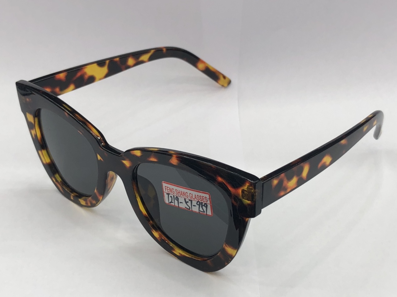Popular Sunglasses thumbnail