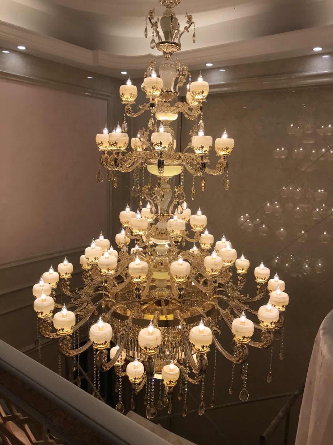 Modern, elegant and stylish living room lamp, Nordic ceiling lamp, smart home package, bedroom lamp style, 5-layer jade pendant lamp Specification image