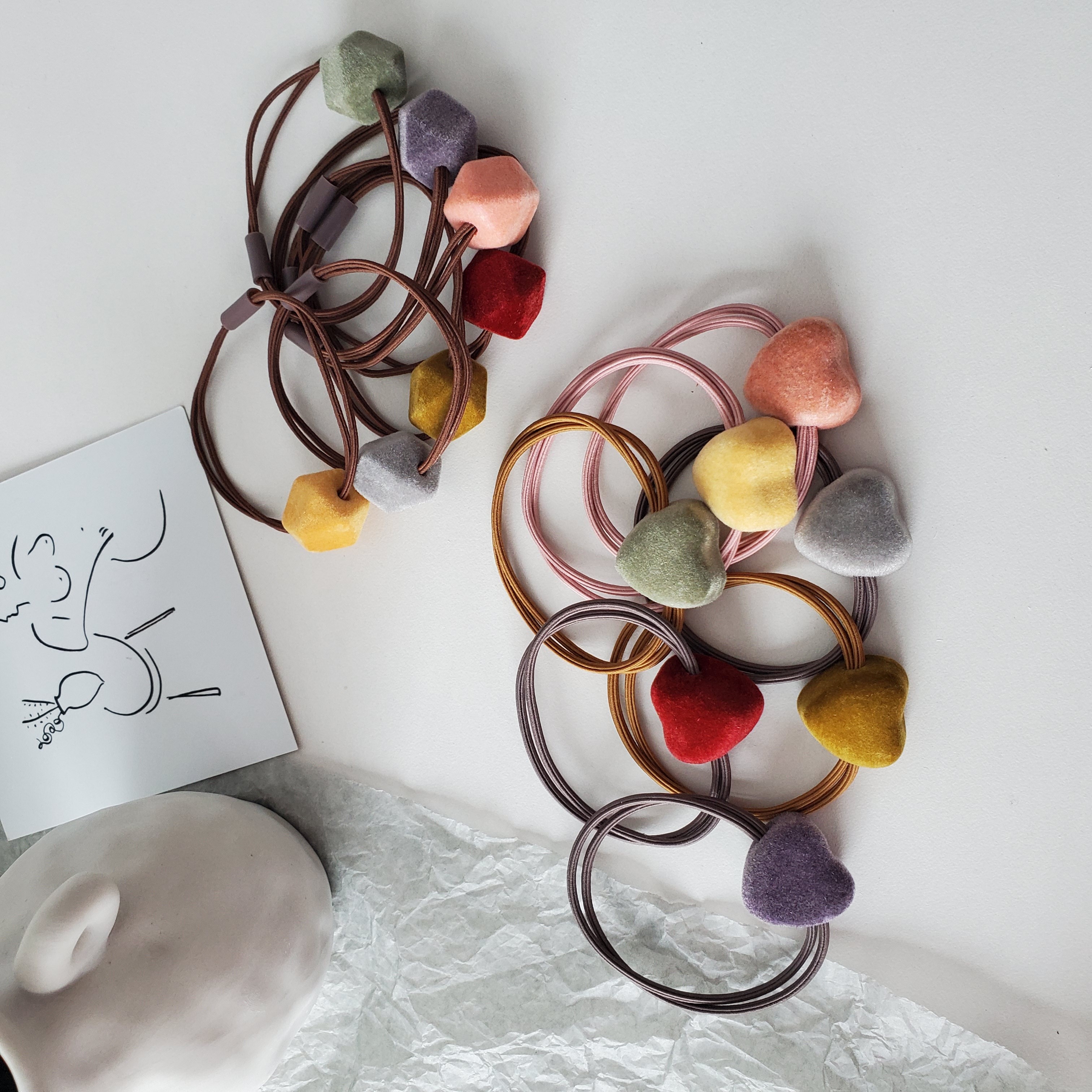 Korean chic style hair tie, high-end velvet bead hair band, high-elasticity hair tie, simple hair tie detail image 4