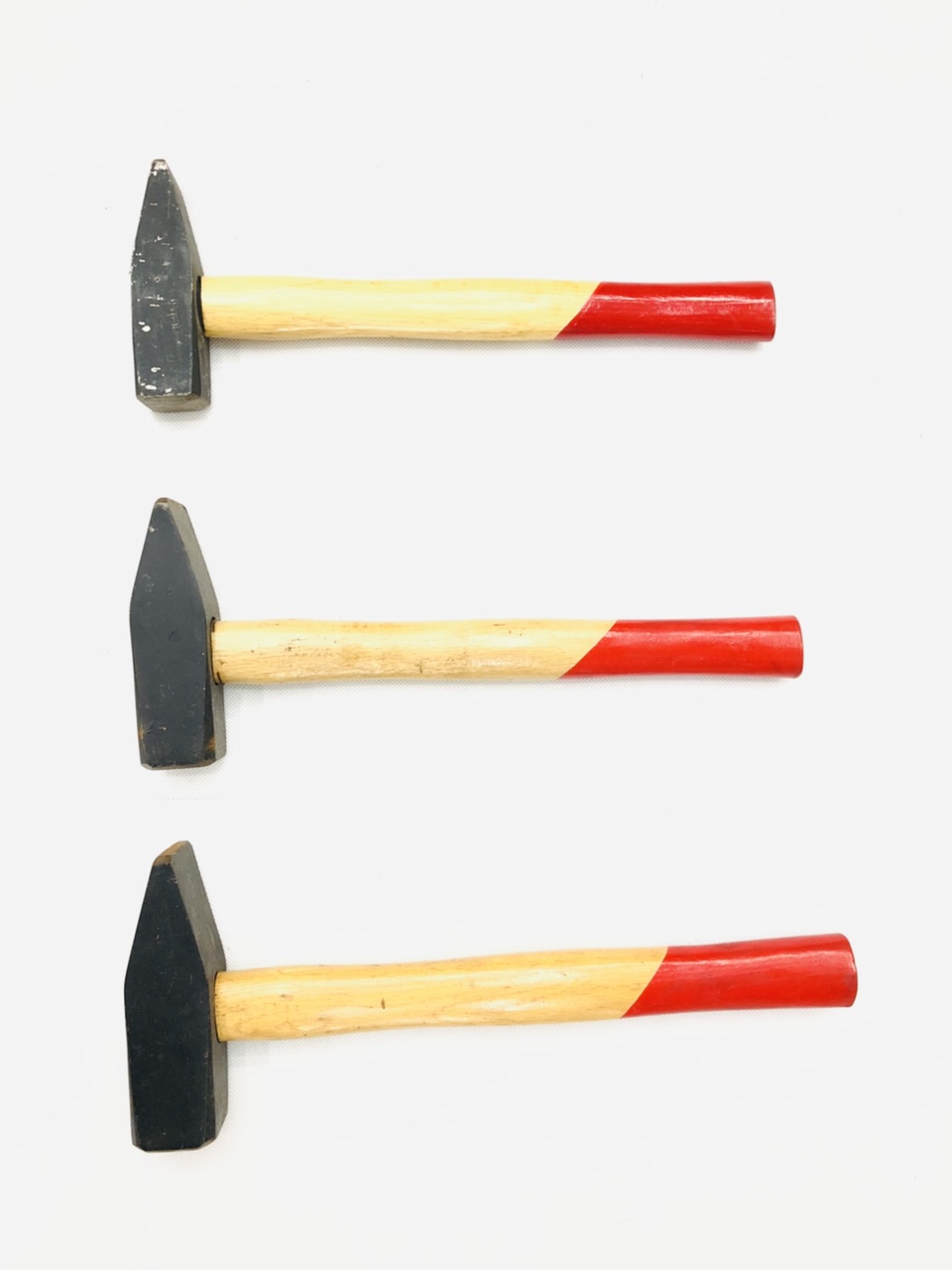 Carpenter's hammer with wood handle plastic handle carpenter's hammer with steel tube handle carpenter's hammer thumbnail