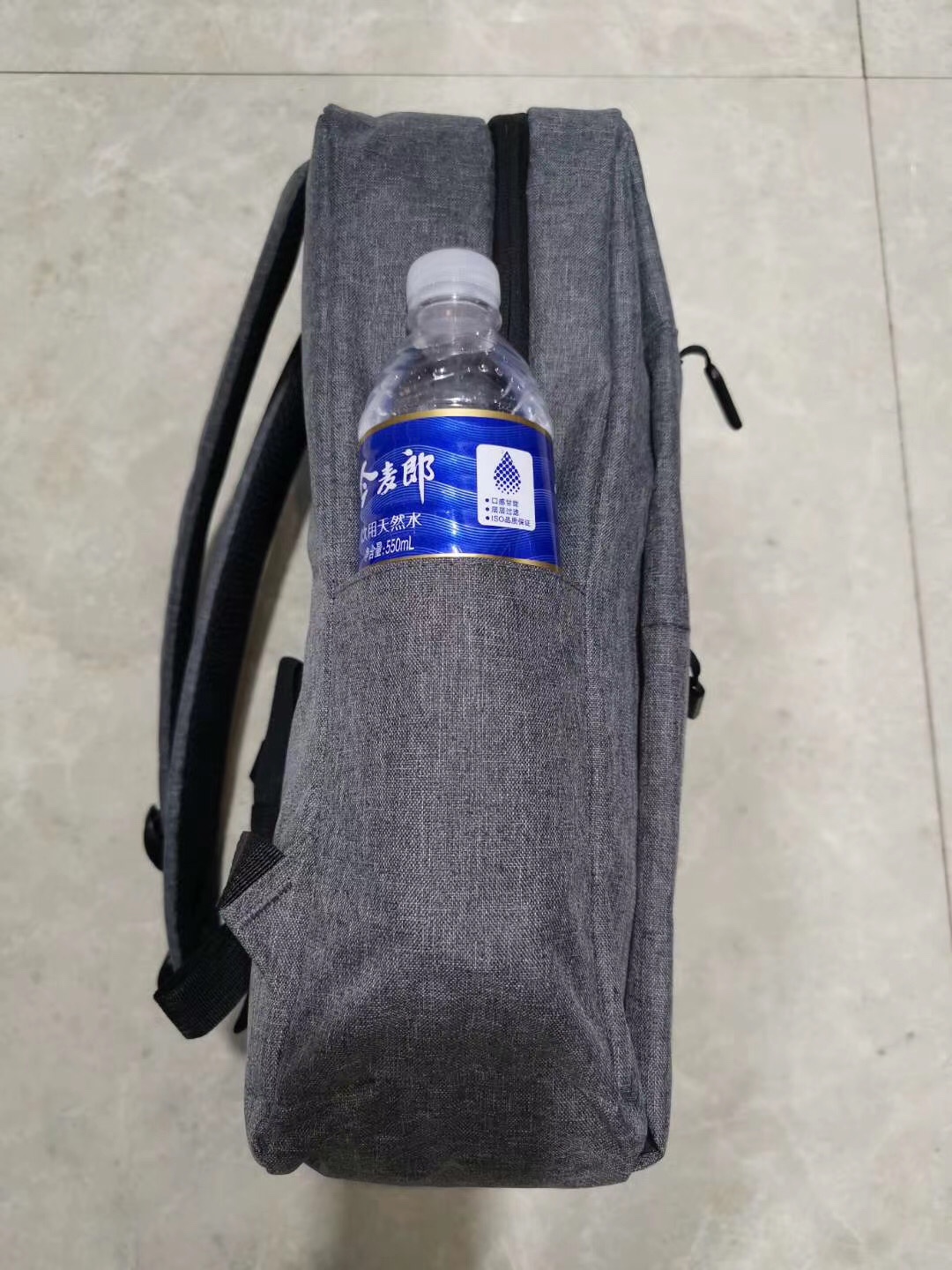 电脑包/男士商务电脑包/男士公文包/书包/公文包男士通勤白底实物图
