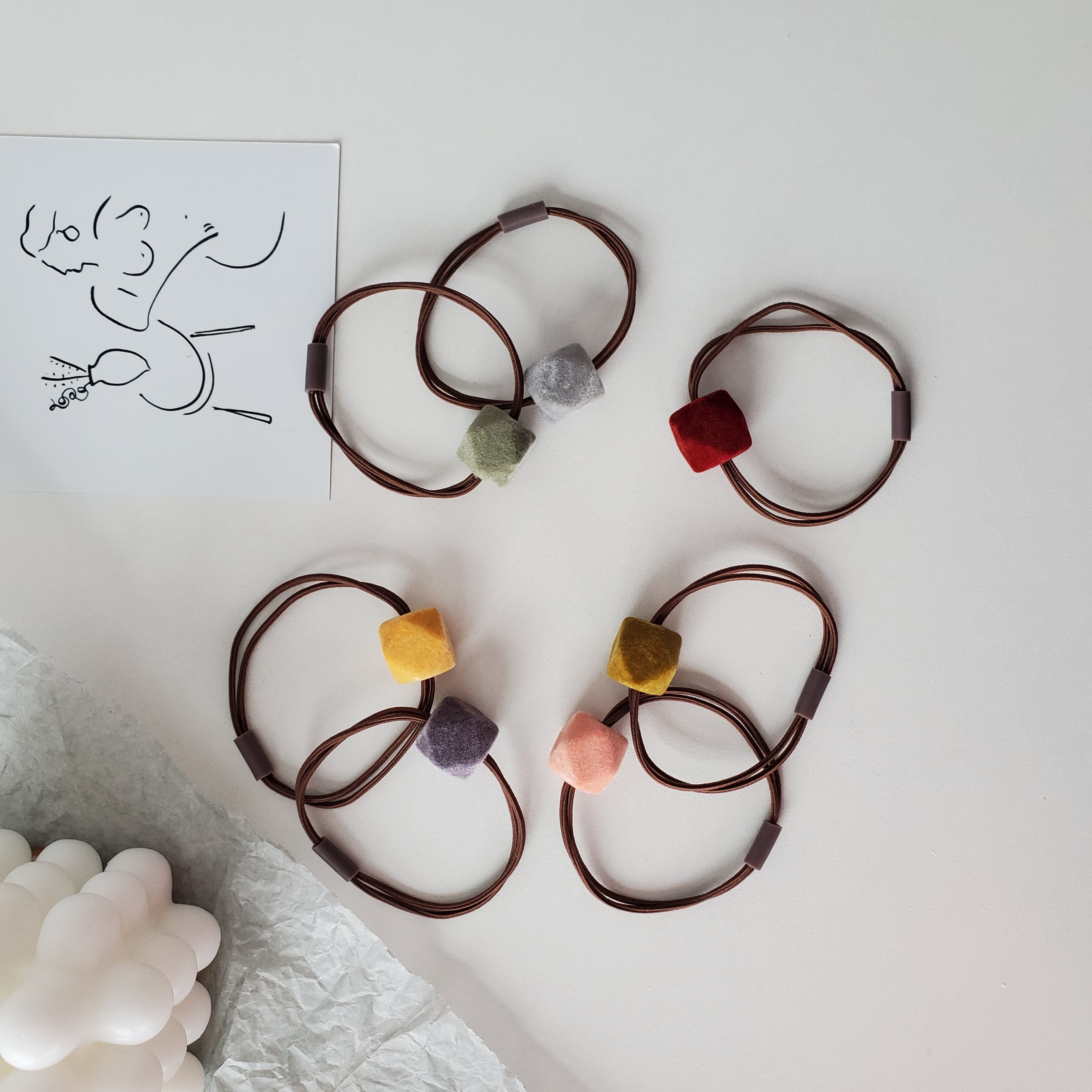 Korean chic style hair tie, high-end velvet bead hair band, high-elasticity hair tie, simple hair tie detail image 1