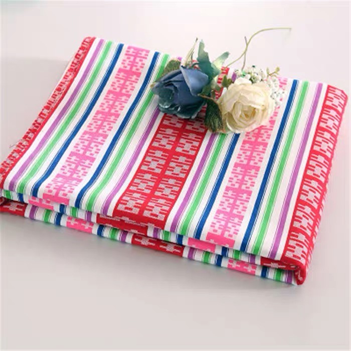 The 30-year-old store's wedding quilt contains all-cotton old-fashioned traditional bed sheets detail image 1