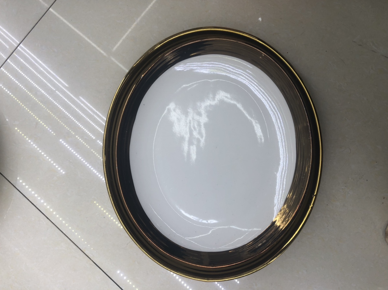 电镀金陶瓷椭圆盘27cm