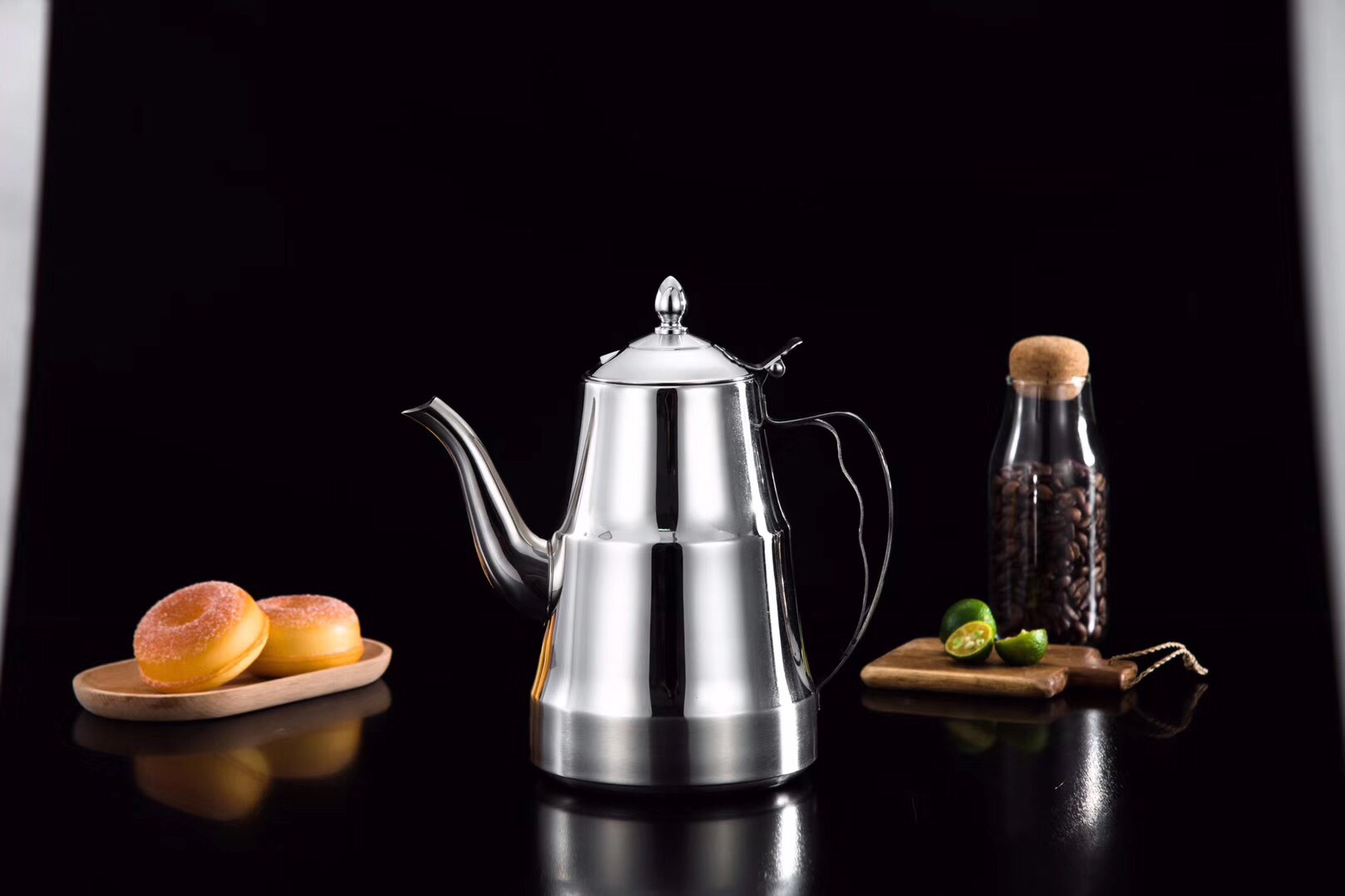 Hot and cold pot 1.8L 2.0L
Four styles are optional undefined