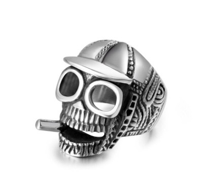 Best-selling personalized skull ring, ghost head ring, titanium steel cast stainless steel ring, fashionable and retro men's stainless steel ring, men's ring details Picture
