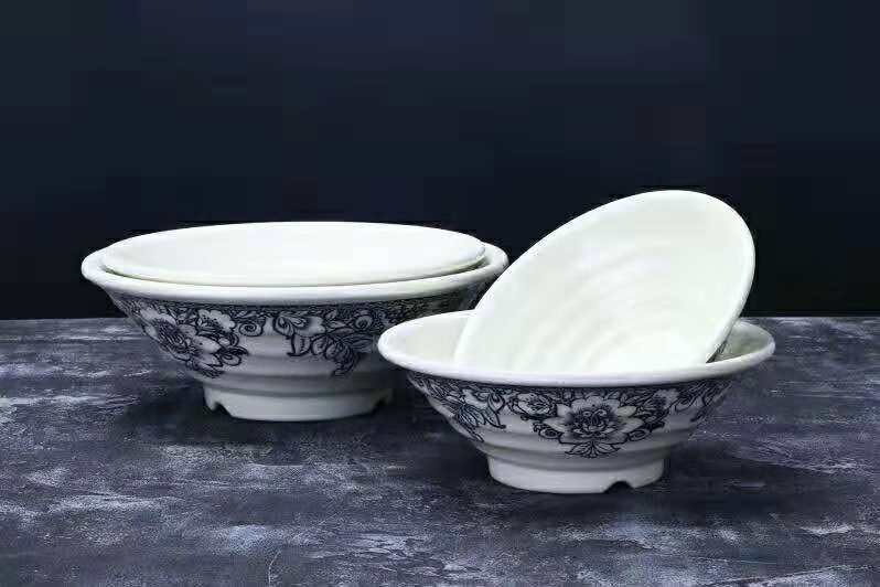 A5青花密胺餐具勺子盘子圆盘仿瓷菜平盘拉面碗醋碟餐具餐详情8