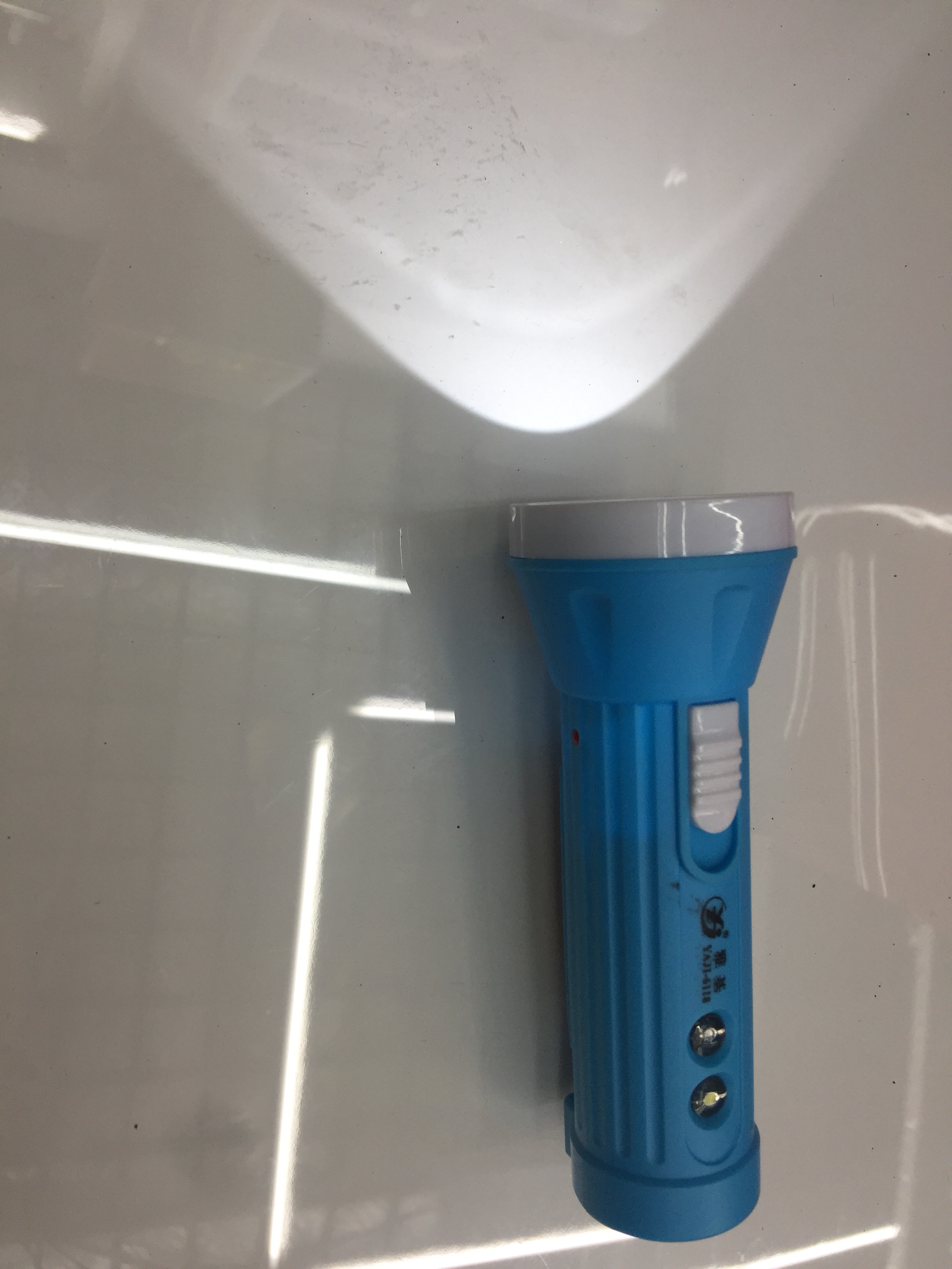 6118T太阳能手电详情图6