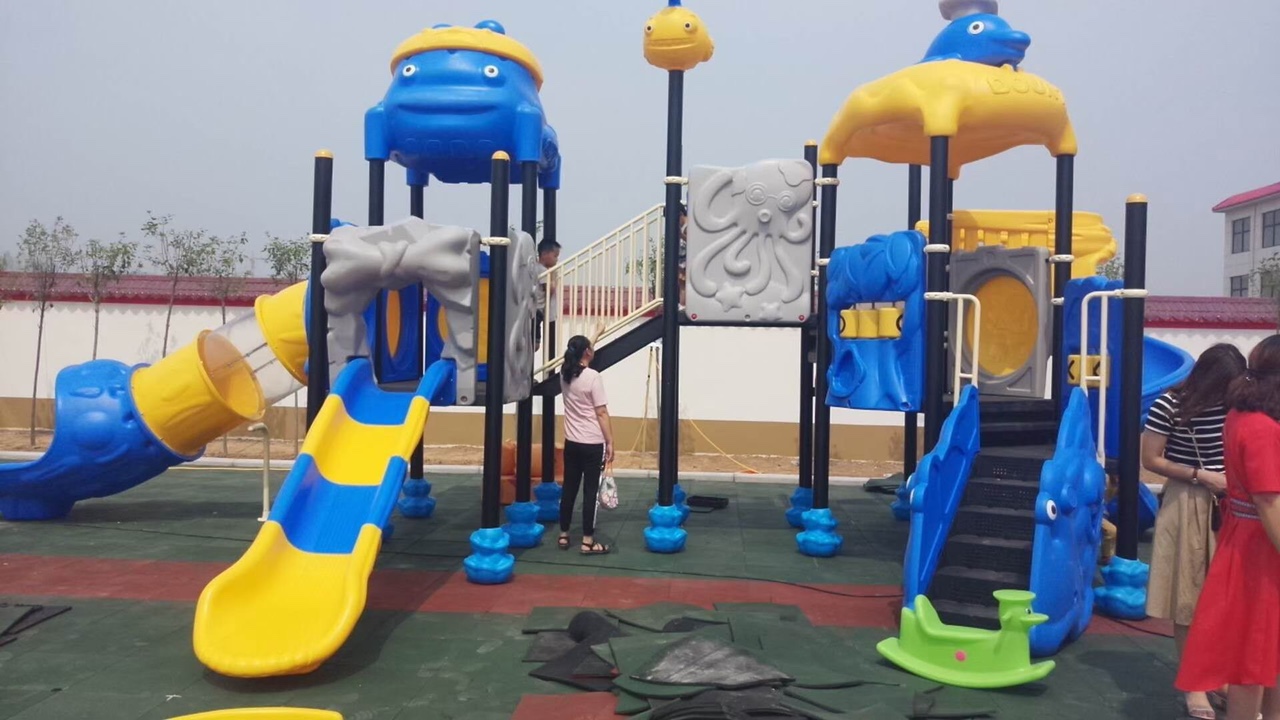 小博士多功能乐园