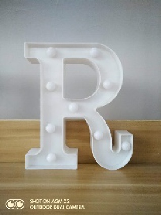 节日派对装饰英文字母灯浪漫求婚表白神器 发光字母灯 白色装饰字母R