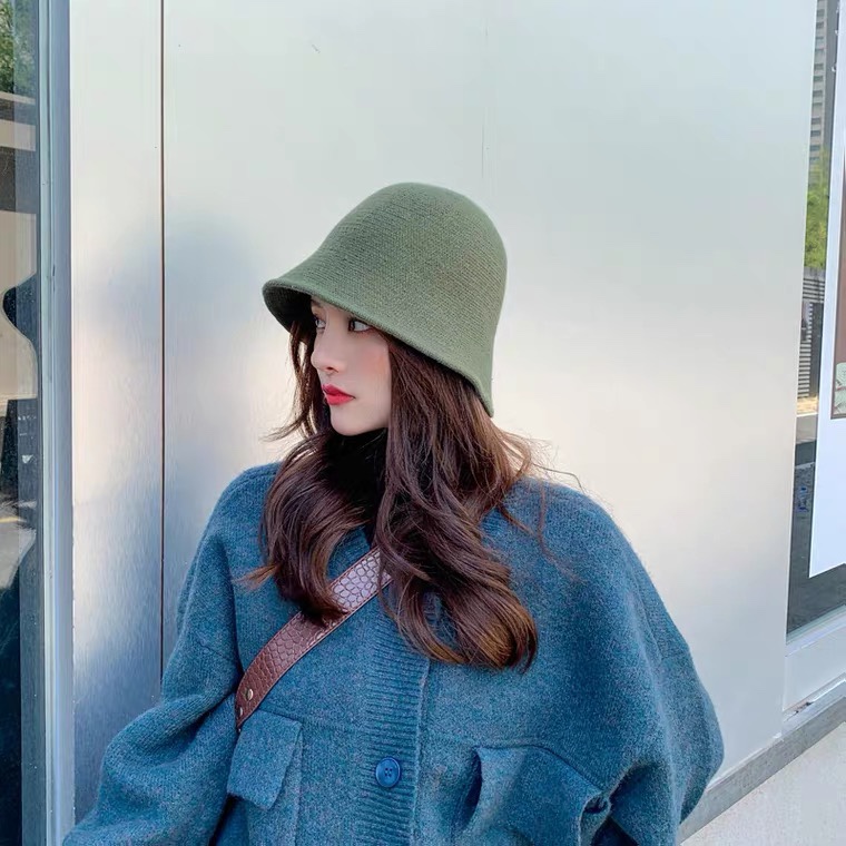 Autumn and winter knitted fisherman hat for women, a new Korean style Internet celebrity, wool and woolen bucket hat, a Japanese style versatile solid color basin hat Application Scenario