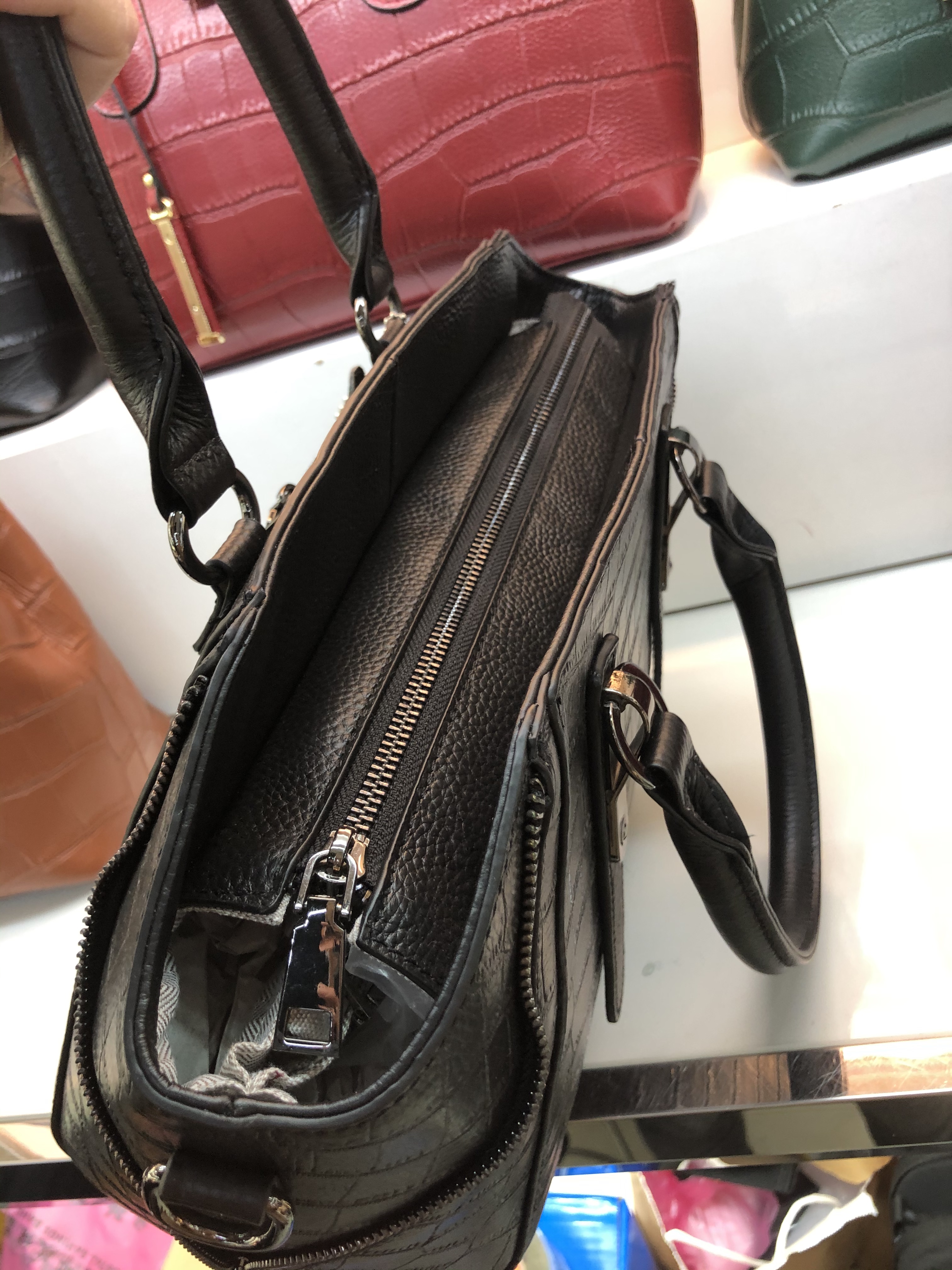 Women's Fashion Cowhide Bag For Women Item Picture
