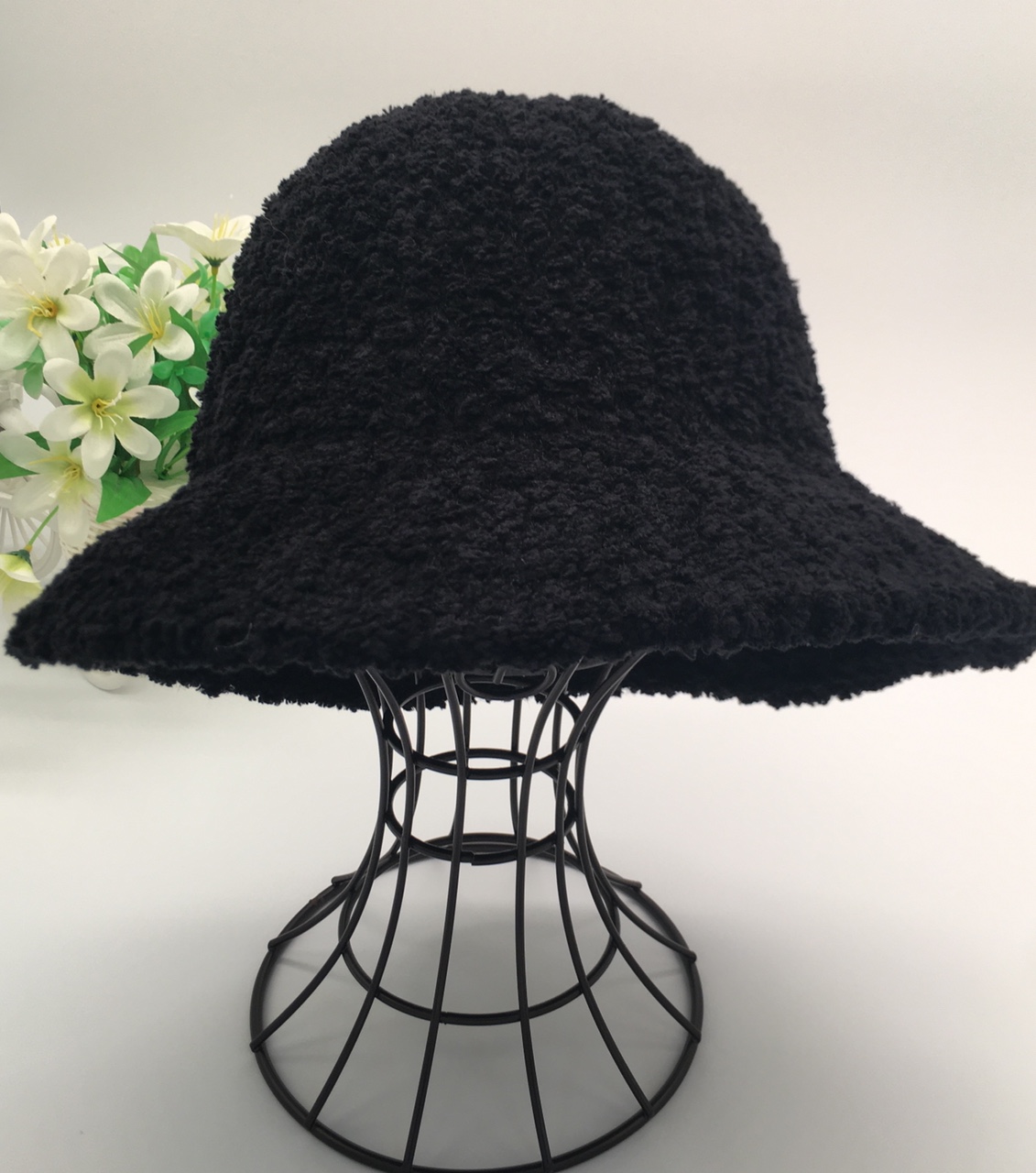 New lambskin faux lambskin fisherman hat for autumn and winter, a fashionable and trendy hat for autumn and winter