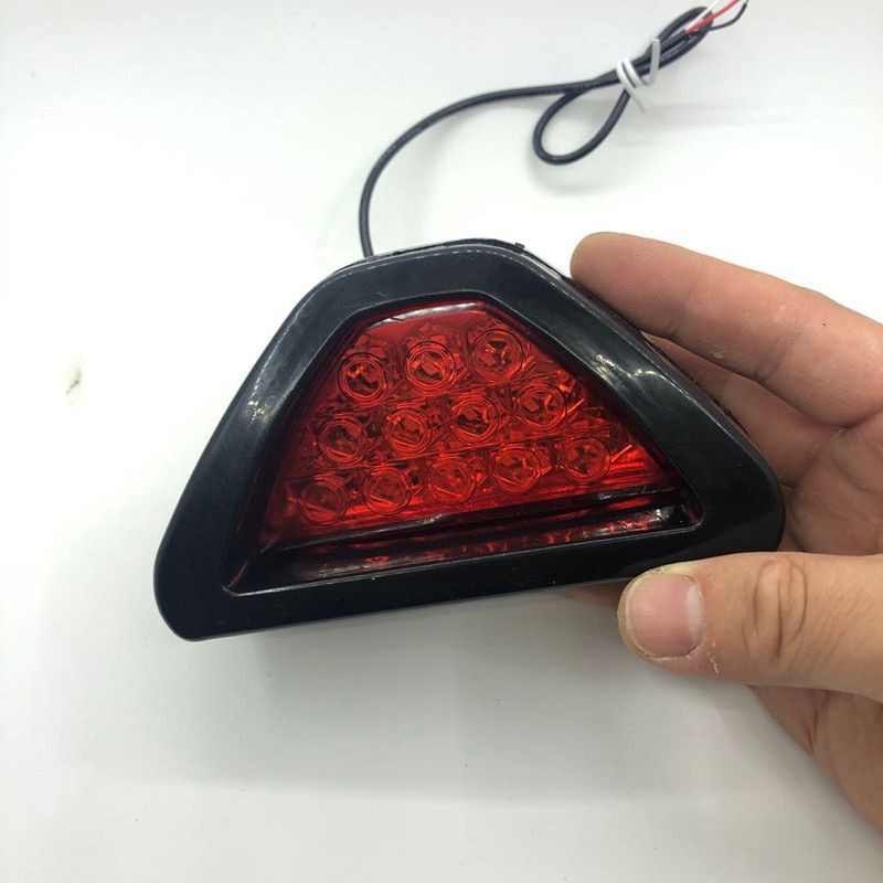 Car LED rear fog lights, motorcycle brake lights, F1 triangular lights, flashing warning lights, 12-volt installation lights, and navigation lights undefined