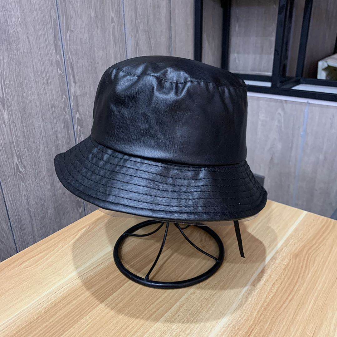 Faux leather fisherman's hat, PU leather basin hat, autumn and winter hat, a trendy brand that shows off your face, childhood fashion, cold style fisherman's hat, versatile hat