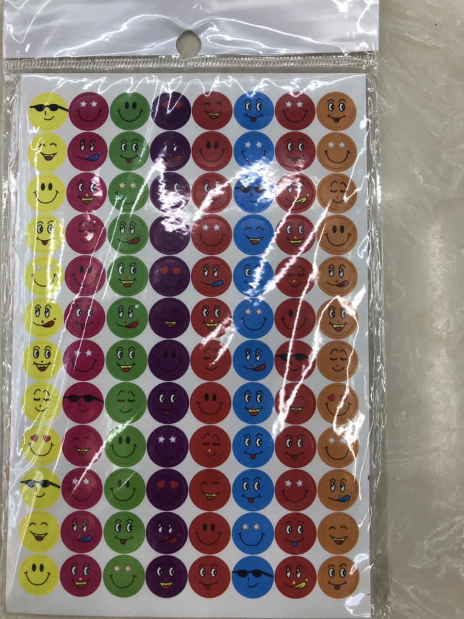 笑脸贴纸
