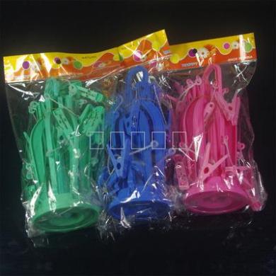DP-811 Hot sale clothespin 16-head clip Round loose hangers plastic recycled processed pantyhose rack full figure