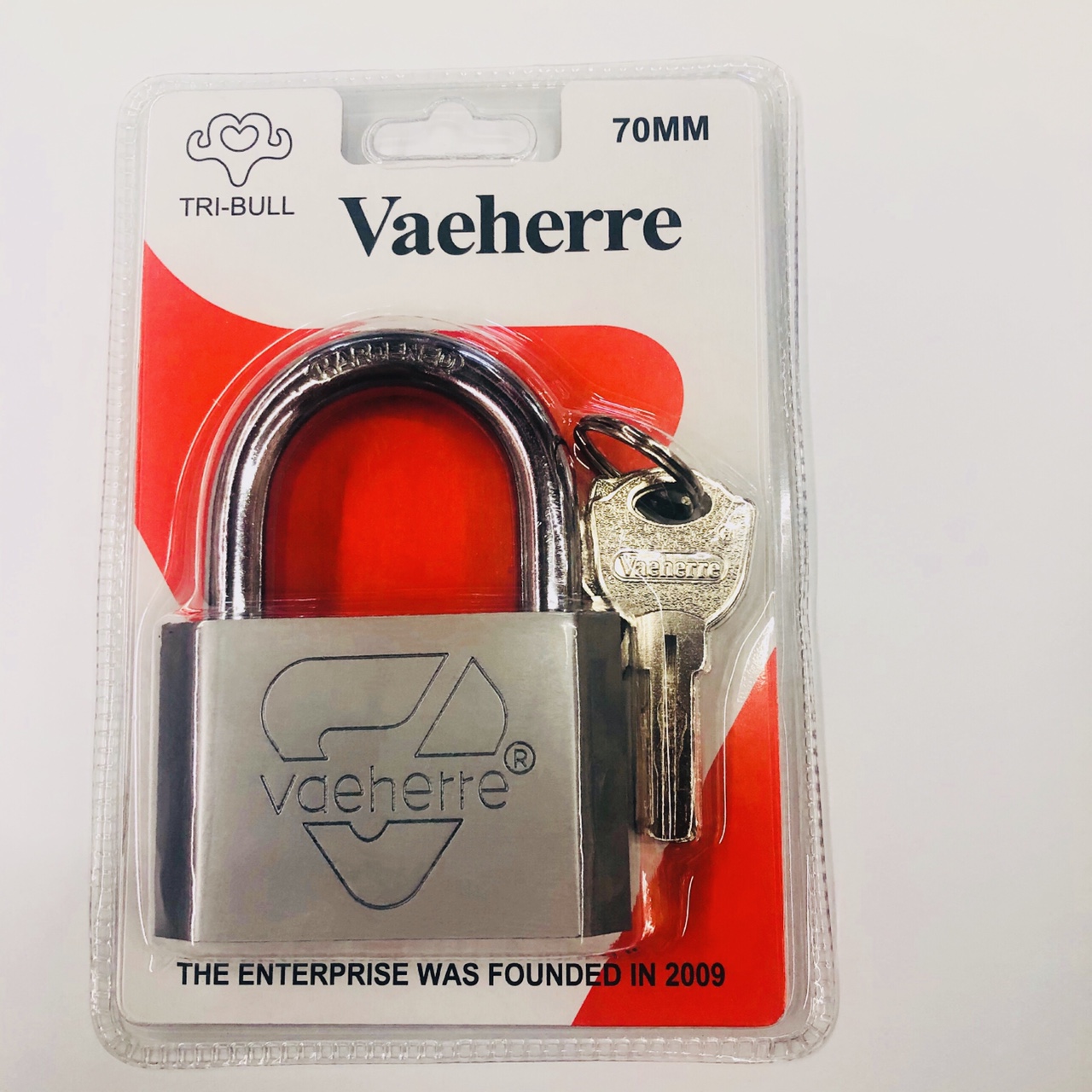 Tank iron padlock thumbnail