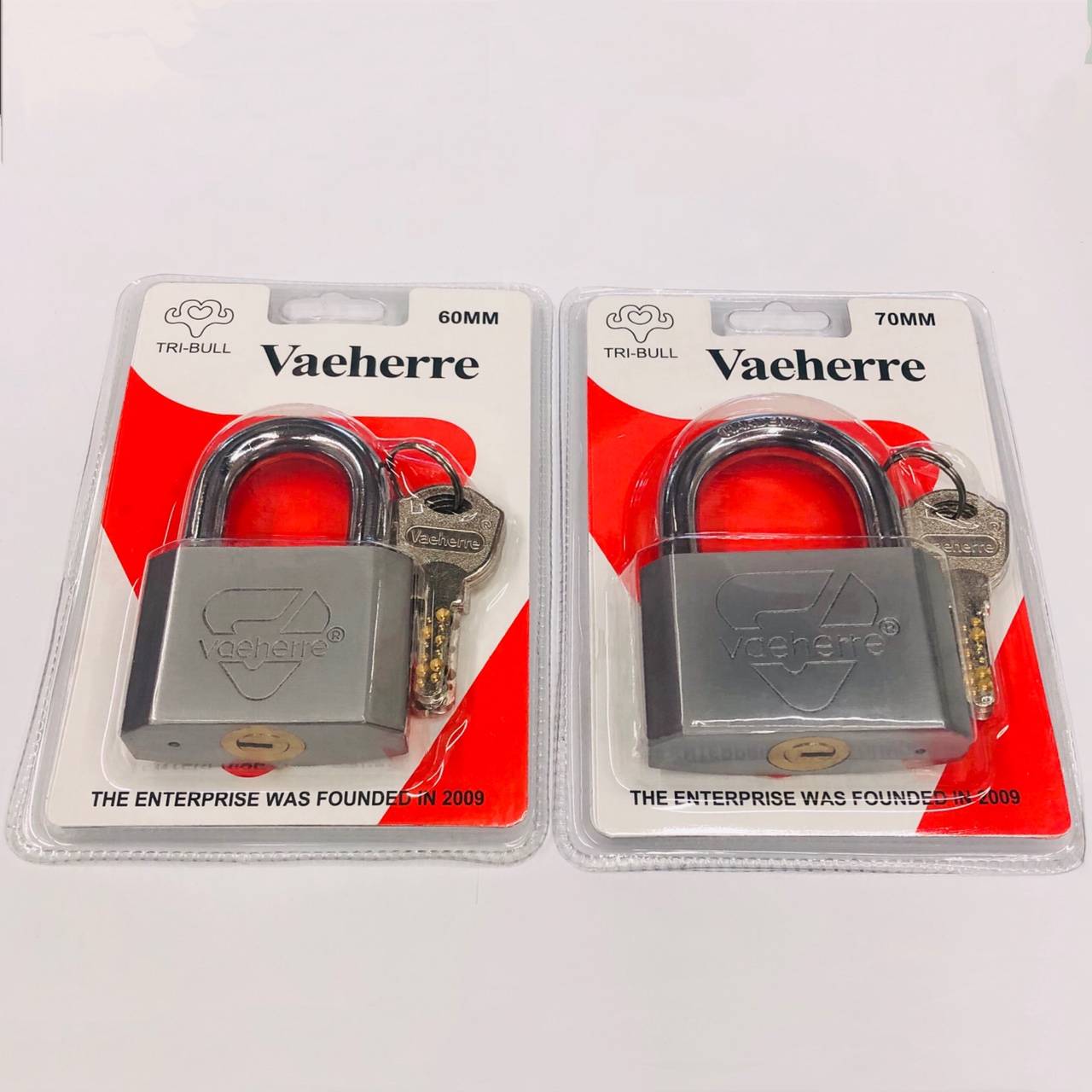 Padlock with tanke copper computer key thumbnail