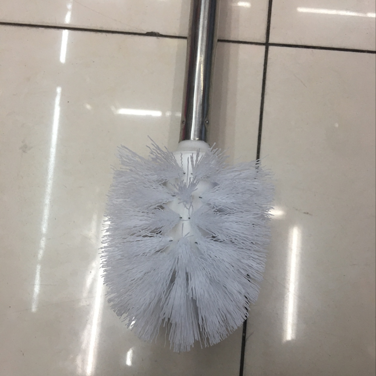 Toilet Brush Light And Exquisite Convenient And Quick Cleaning Toilet Brush Hollow Design Toilet Brush details Picture