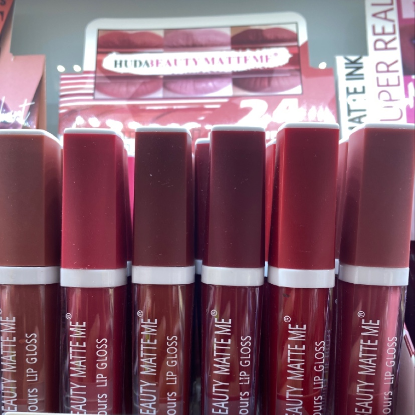 24 square tubes of lip gloss details Picture