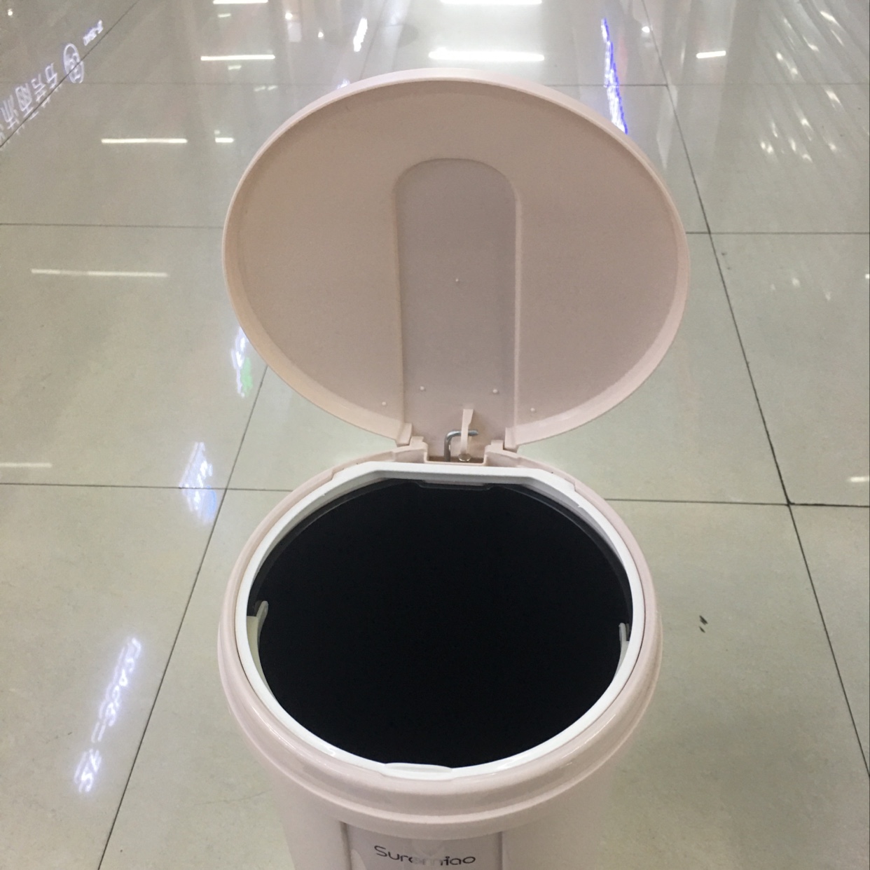 Trash Can Super Easy To Use Super Cute Super Practical A Trash Can In The Number Of Trash Can Specification drawing