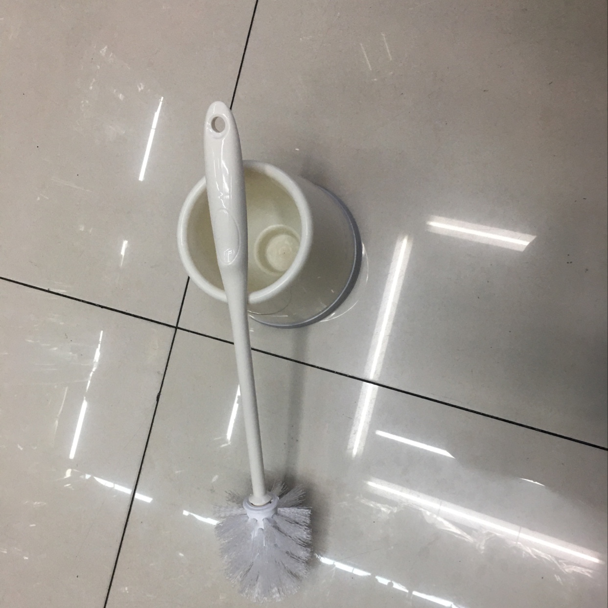 马桶刷 轻巧玲珑方便快捷清洁马桶刷质感完美马桶刷产品图