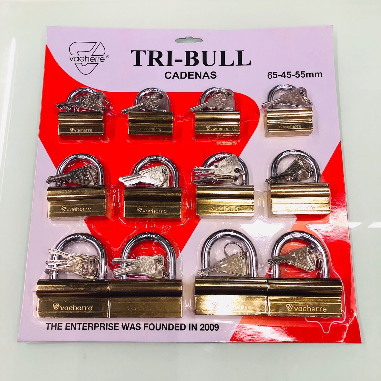 Titanium camel lock
