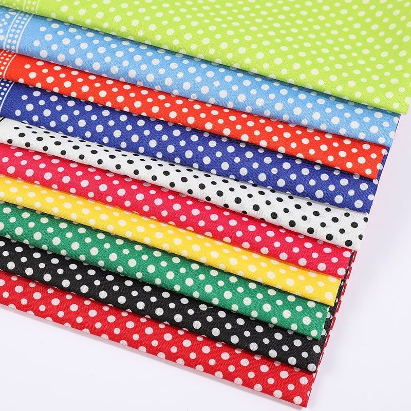 Hao Hao Headscarf Manufacturers Directly For Europe And The United States Men And Women Outdoor Sports Headscarf Hip-Hop Polyester Polka Dot Square Wholesale Magic Headscarf Application Scenario