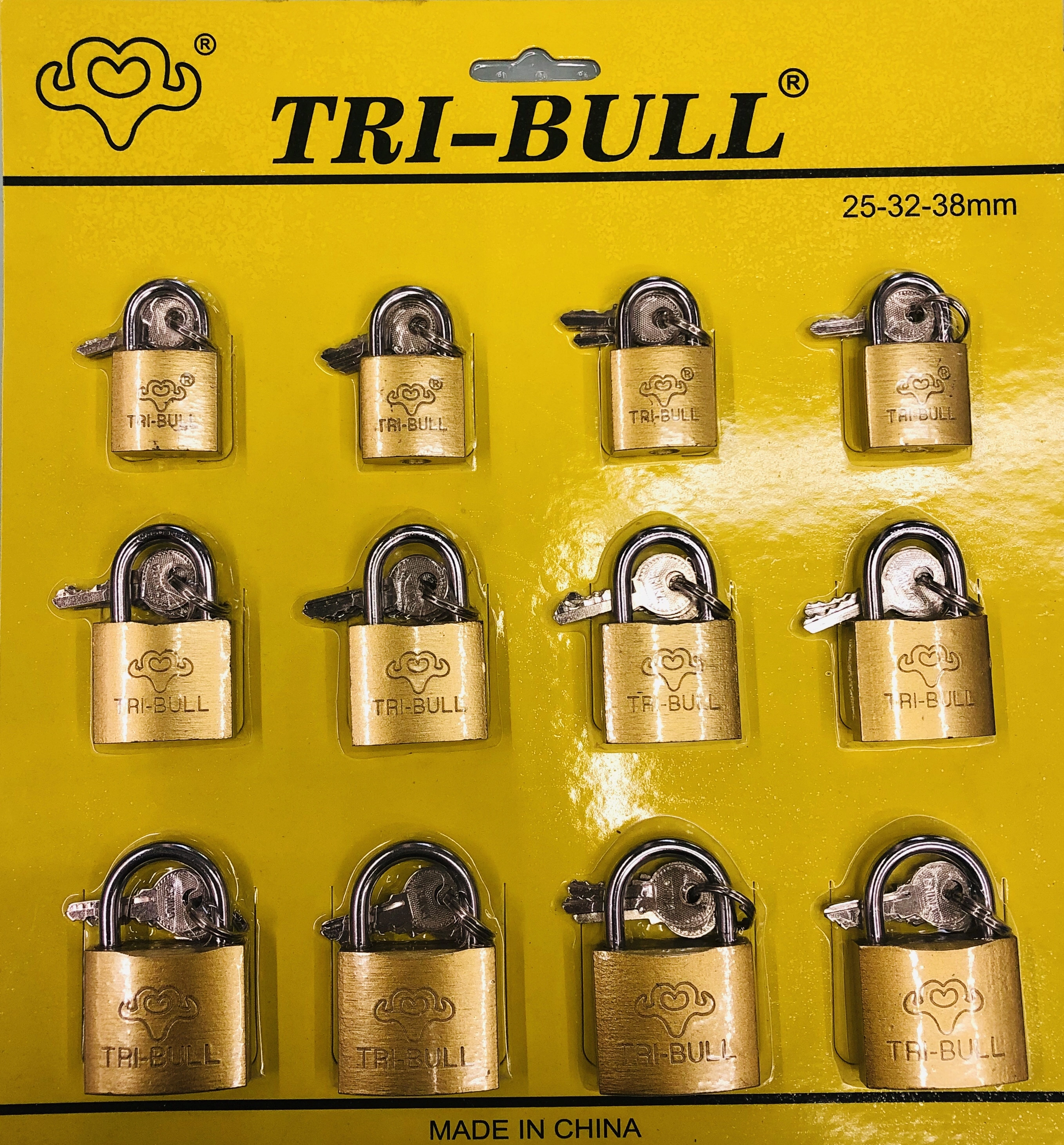 TRI-BULL sanded copper-iron padlock detail image 2