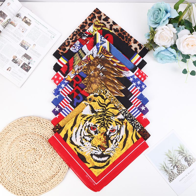 Hao Hao Headscarf Manufacturers Directly For Europe And The United States Outdoor Sports Headscarf Hip-Hop Square Wholesale Magic Cotton Animal Pattern Headscarf details Picture