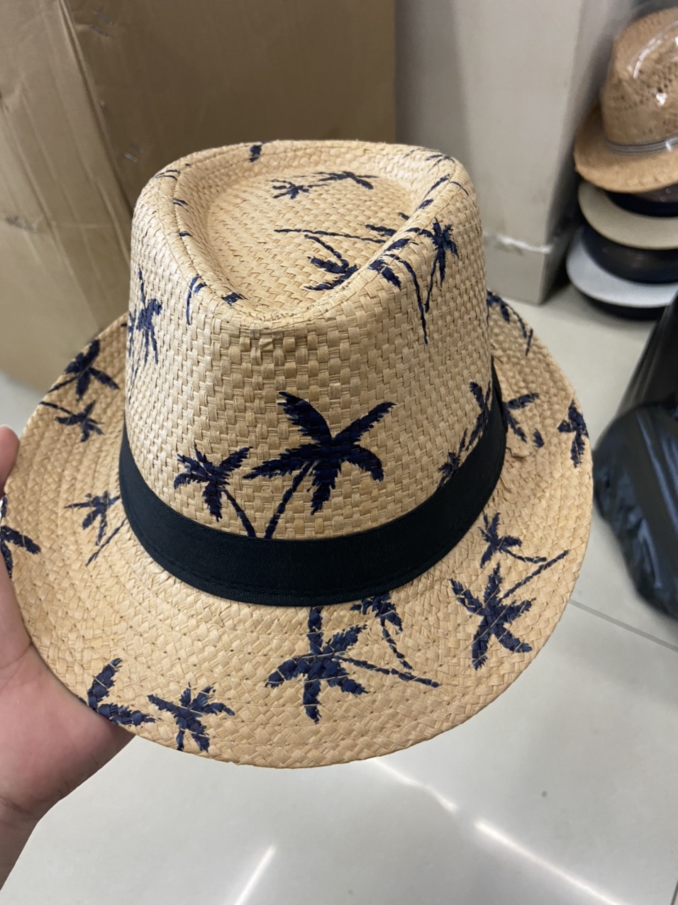 Coconut tree top hat, straw hat