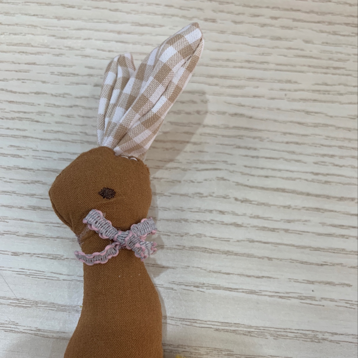 小兔子服装服饰配件辅料厂家直销批发定制各类饰品配件