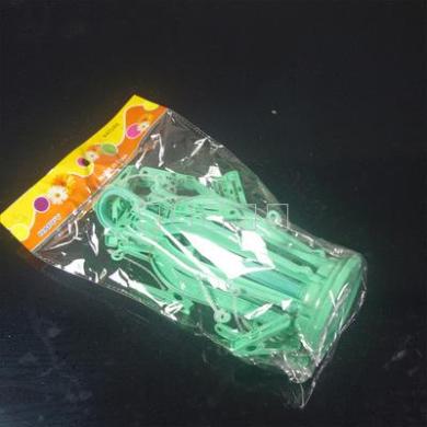 DP-811 Hot sale clothespin 16-head clip Round loose hangers plastic recycled processed pantyhose rack Item Picture