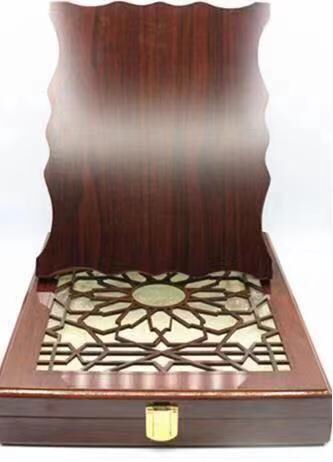 Engraving MEDALS for internal and external sales certificates thumbnail